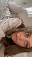 annabellewyatto - C-amoQSt-iU-t0m1ONma.mp4